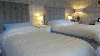 Foxghyll Bed & Breakfast 4*